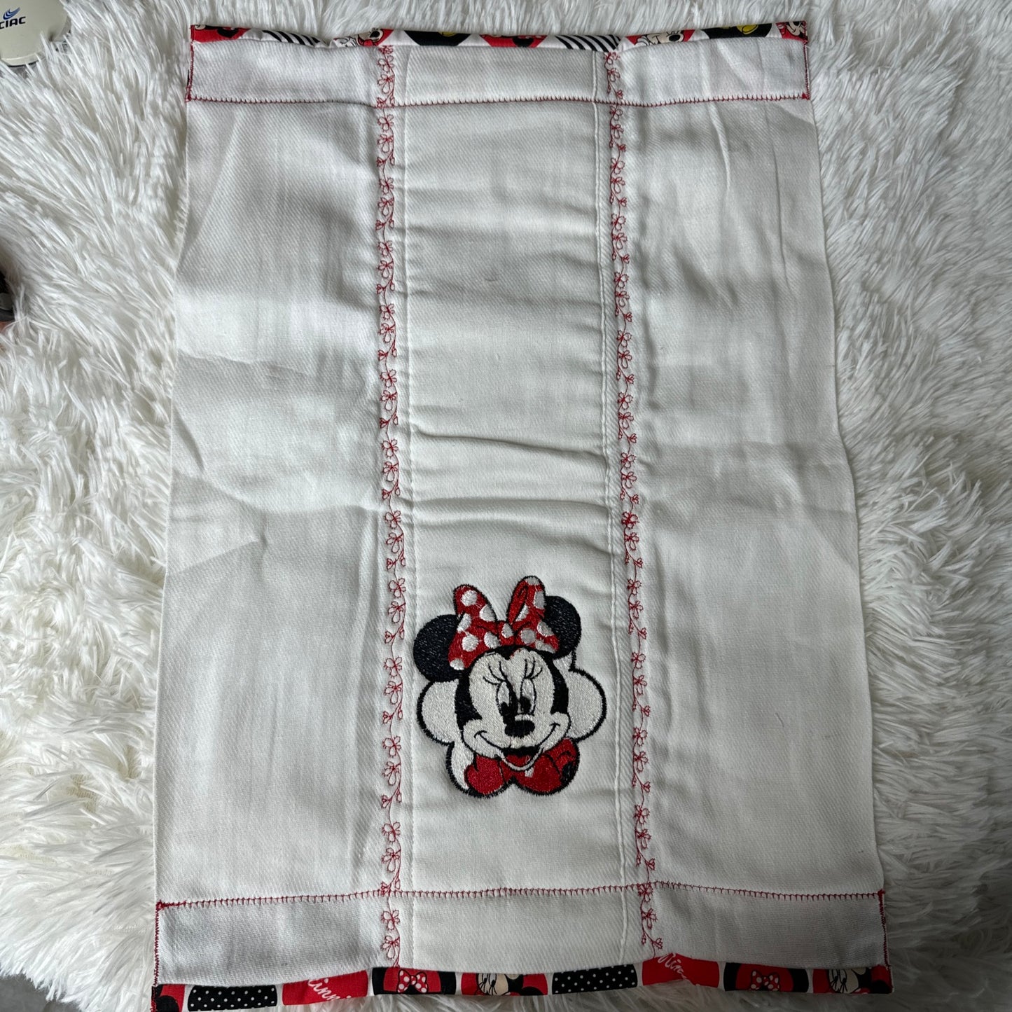 Minnie Mouse Baby Burp Cloth