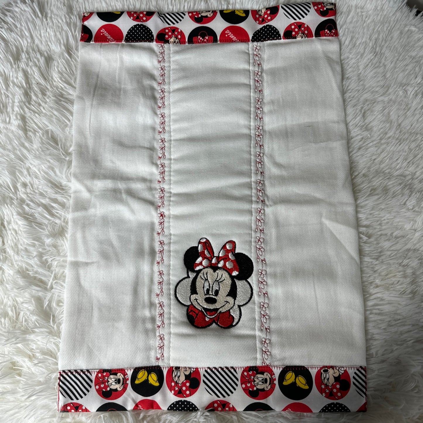 Minnie Mouse Baby Burp Cloth